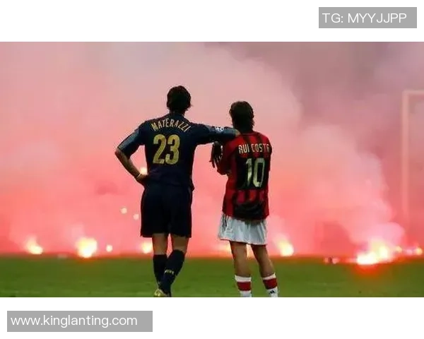 足球明星合照精选集汇总展示全球顶级球员的精彩瞬间与友谊时刻